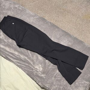 Women’s Fabletics Black Scrub Pants